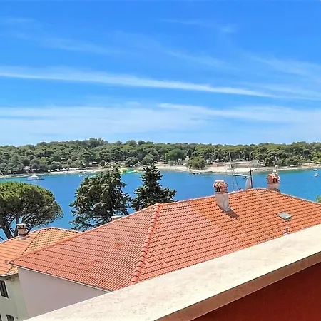 Red&Green Pula Exterior photo